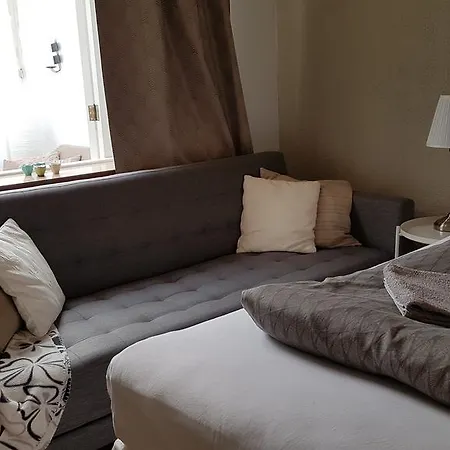 Jodemm Homestay ホームステイ *